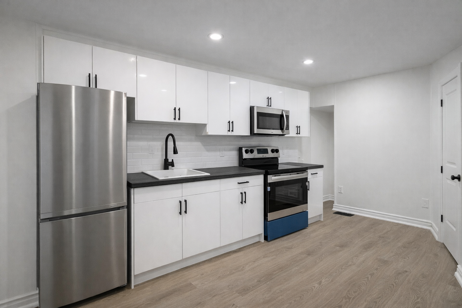 19 Wellington Street - B